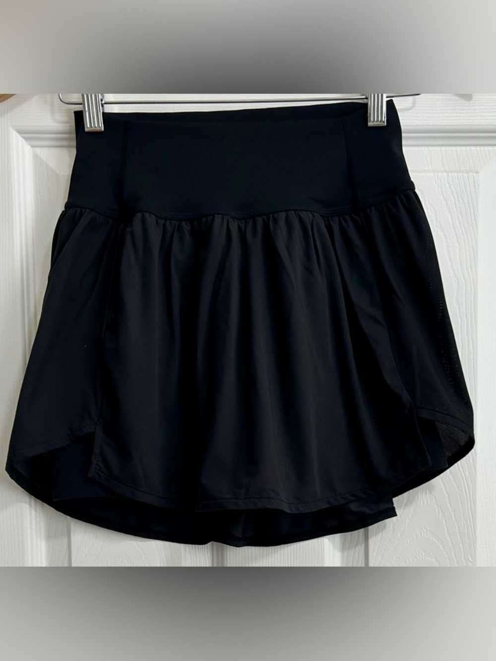 Alphalete Trace  Athletic Activewear Black Skort Side Pockets Size XS